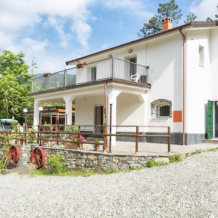 Villa Emily 파라무라 외부 사진