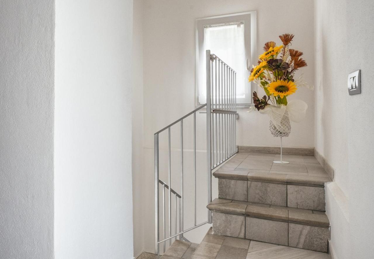 Villa Emily 파라무라 외부 사진